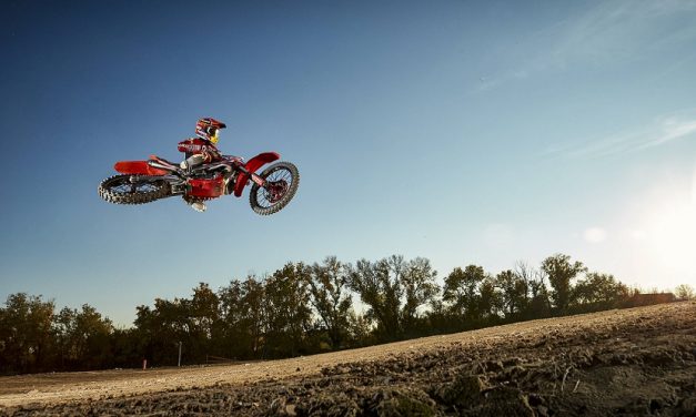 Marc y Alex Márquez Haciendo Motocross
