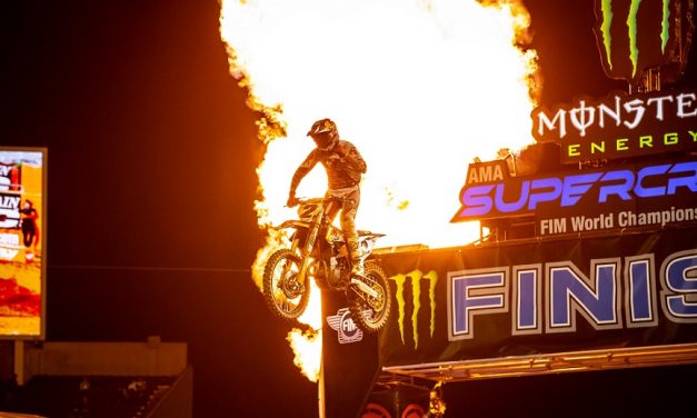 Cooper Webb gana Orlando I; Supercross