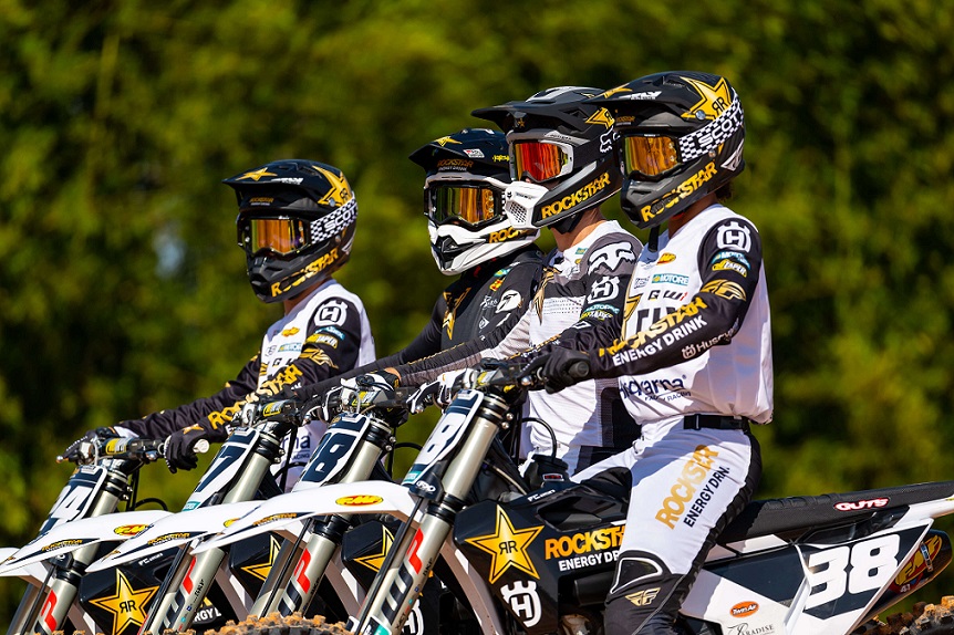 Husqvarna con 4 pilotos al SuperMotocross