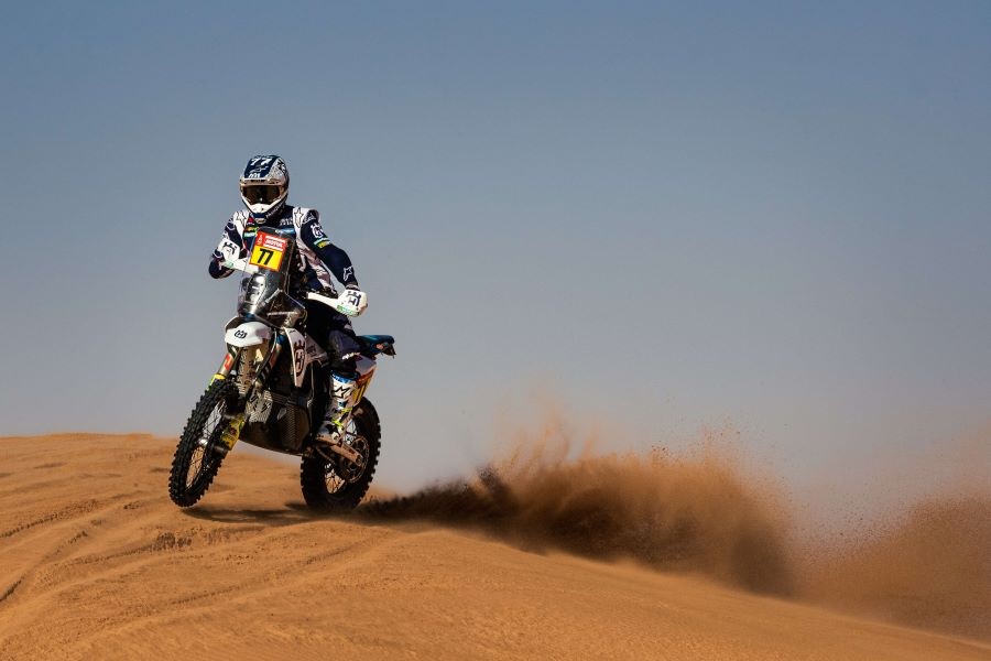 Etapa 9 del Dakar; Howes líder en motos