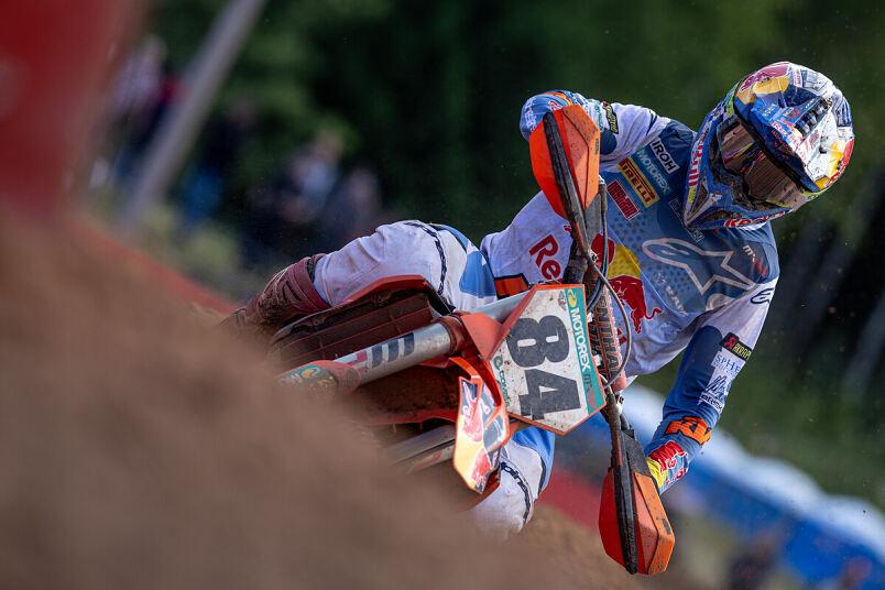 Coenen y Herlings dominan el MXGP de Letonia