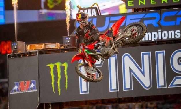 Lawrence y Deegan ganan en Anaheim II