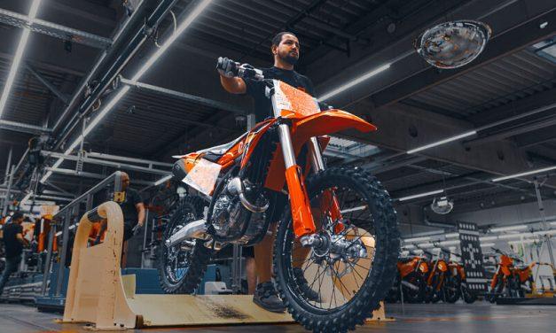 KTM reanuda la producción en sus cuatro líneas