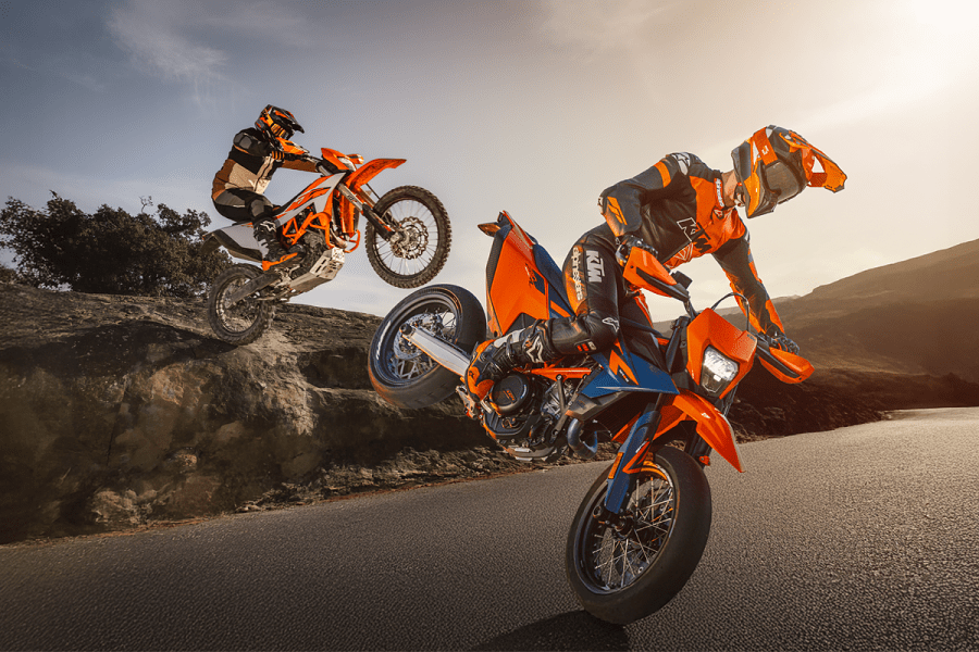 KTM 690 ENDURO R y 690 SMC R 2026