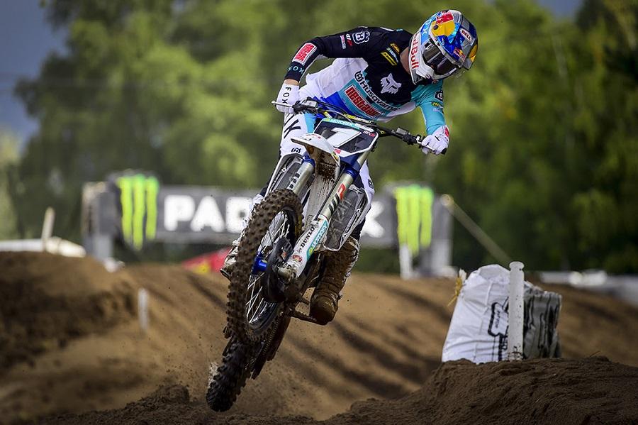 MXGP en la arena profunda de Lommel