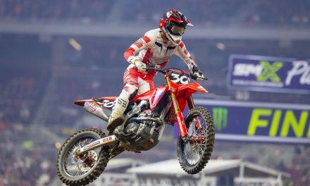 Lawrence y Shimoda ganan el playoff 2 del SMX