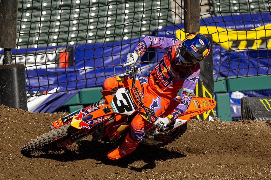 Tomac y Anstie reinan en Anaheim 1