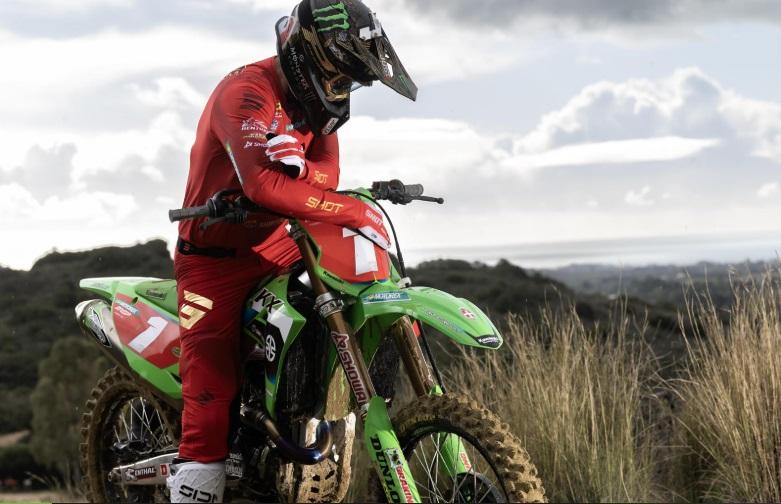 El Team Kawasaki enciende motores