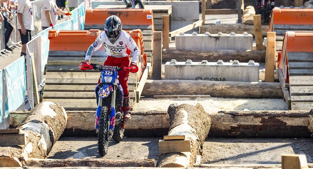 Mexicanos brillan en el prólogo del Red Bull Romaniacs