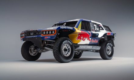 Honda presenta el Trophy Truck híbrido para la Baja 1000